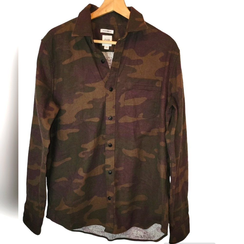 Men's Gap Camo Button Down Shirt Size Medium